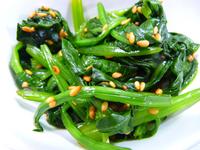 Korean-style spinach is delicious on toast.